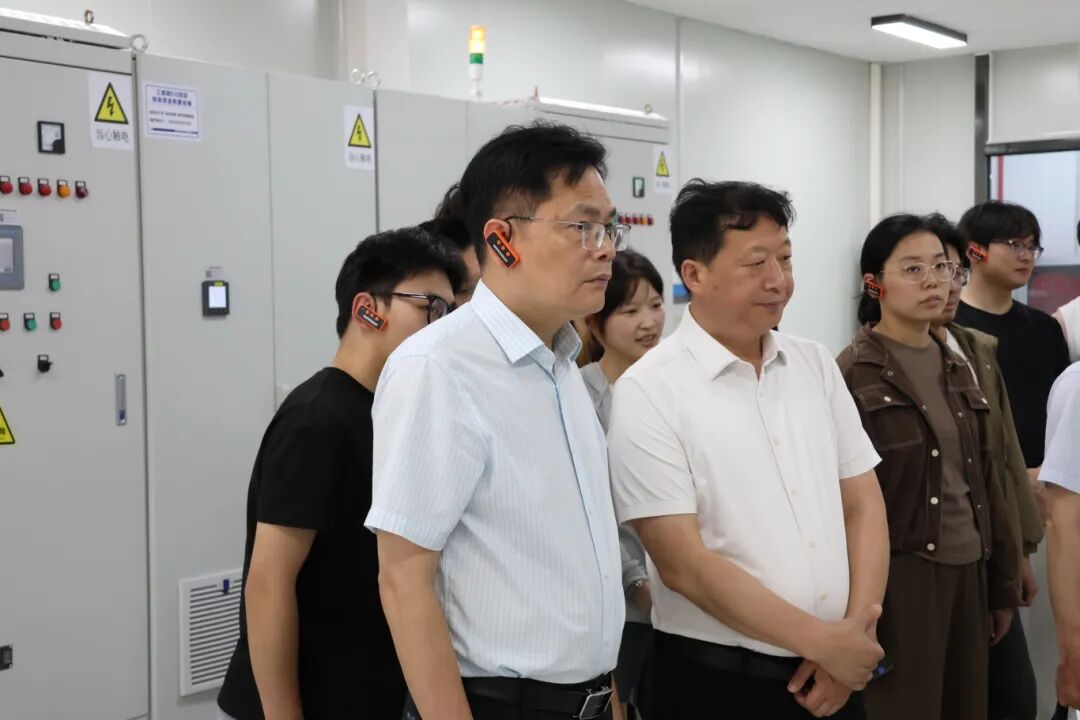 ad880c8e-1790-4877-a574-45e949a25e16.jpg